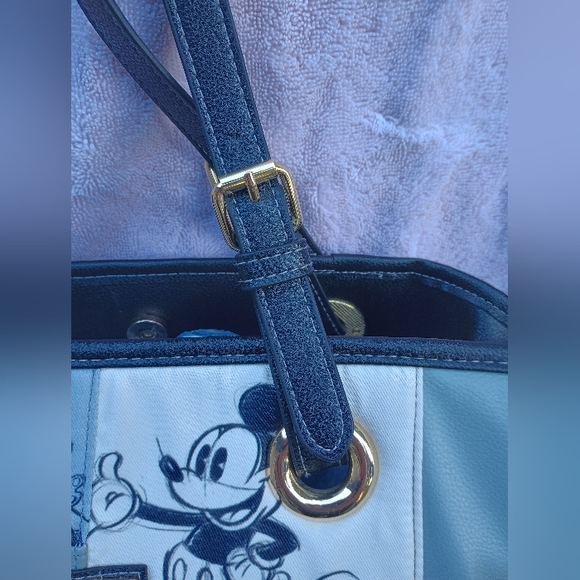 Bradford Exchange Mickey and Minnie Mouse purse - Picture 8 of 10